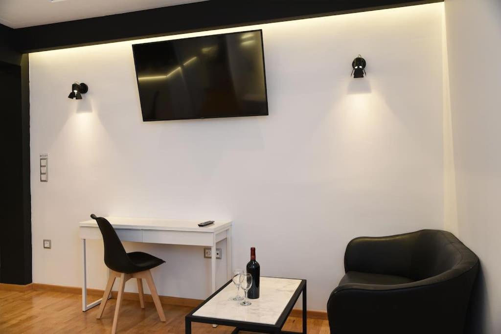 Syntagma Square, 30Sqm Nikis Luxurious Studio Athena Bagian luar foto