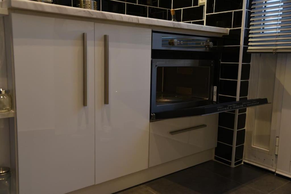 Syntagma Square, 30Sqm Nikis Luxurious Studio Athena Bagian luar foto
