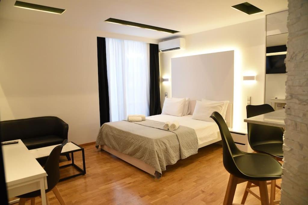 Syntagma Square, 30Sqm Nikis Luxurious Studio Athena Bagian luar foto