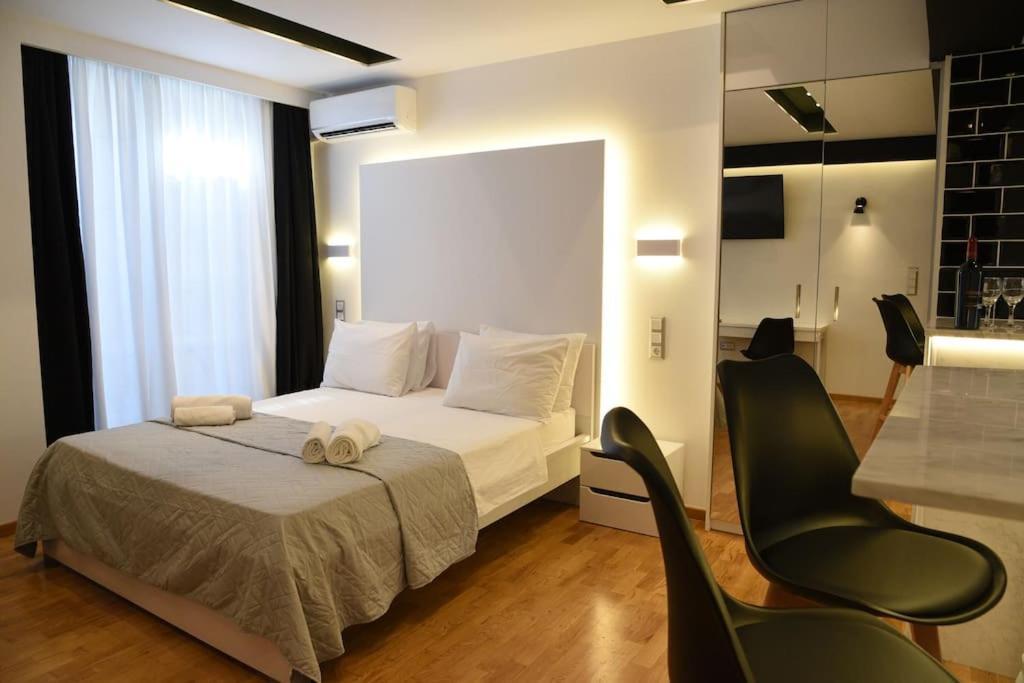 Syntagma Square, 30Sqm Nikis Luxurious Studio Athena Bagian luar foto