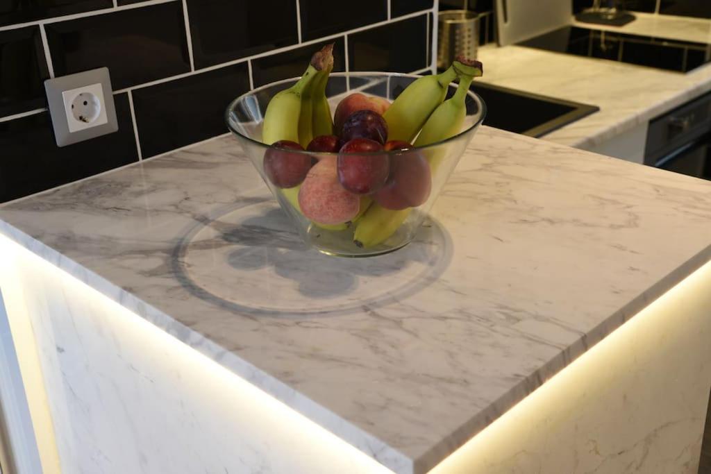 Syntagma Square, 30Sqm Nikis Luxurious Studio Athena Bagian luar foto